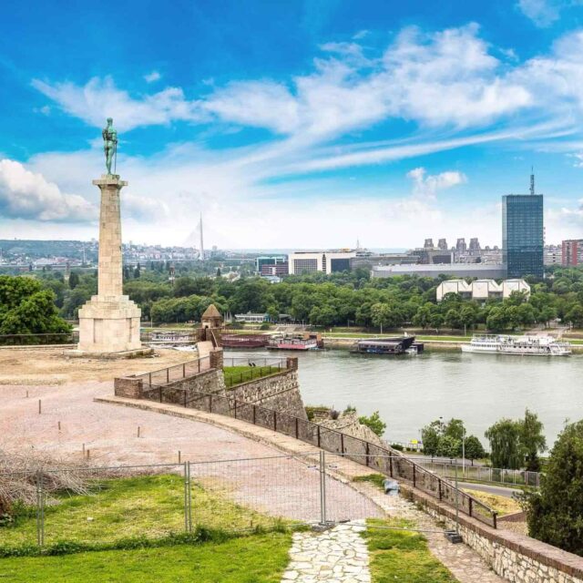 https://li.smartsky.work/wp-content/uploads/2018/09/destination-belgrade-06-640x640.jpg