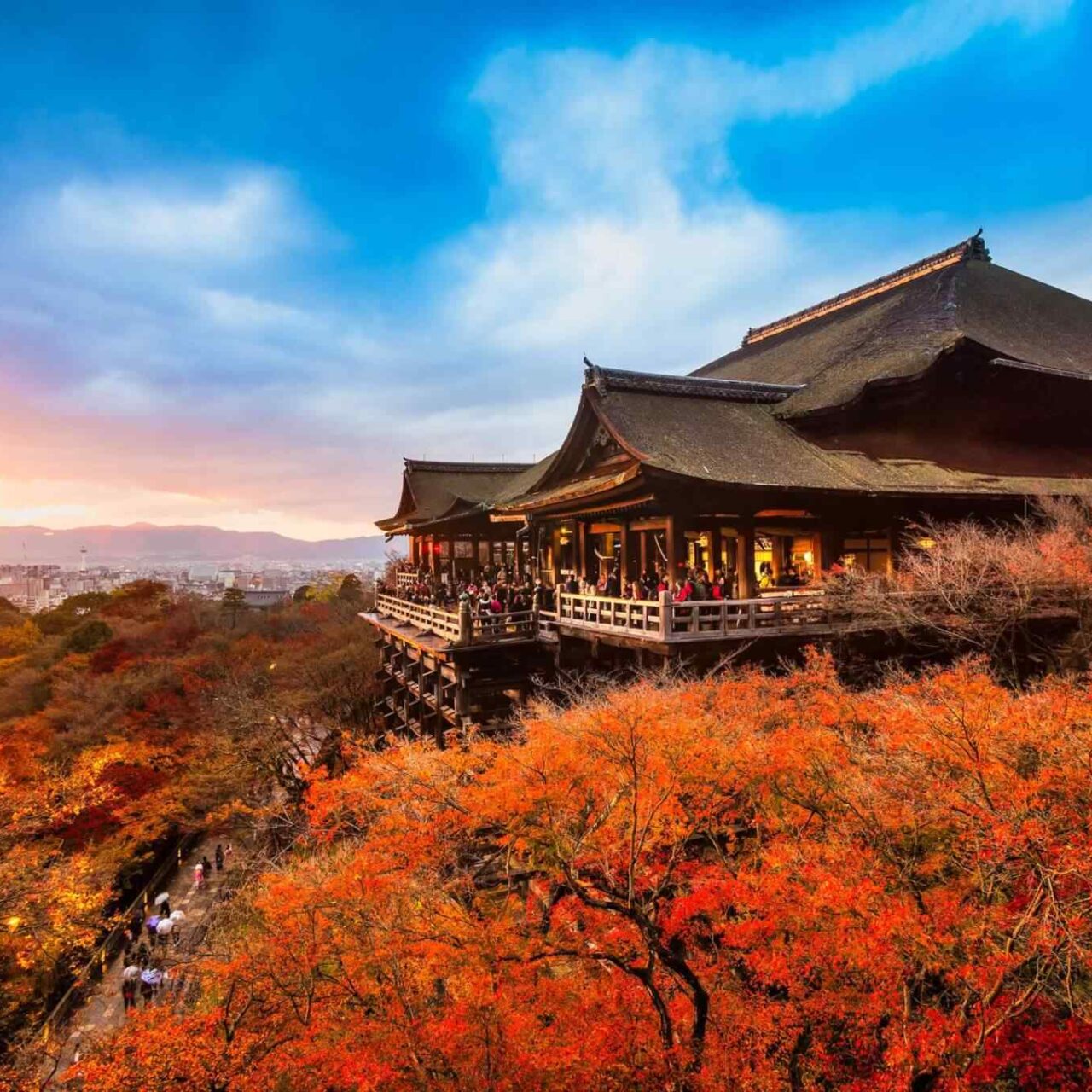 https://li.smartsky.work/wp-content/uploads/2018/09/destination-kyoto-01-1280x1280.jpg